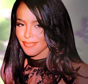 Aaliyah cute smile
