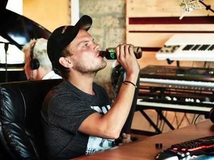 Avicii cant stop drinking