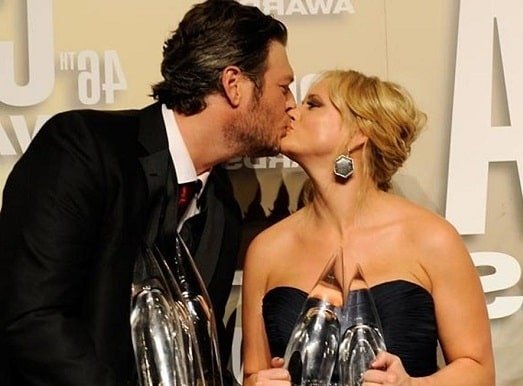Blake Shelton Miranda Lambert having sex in the woods