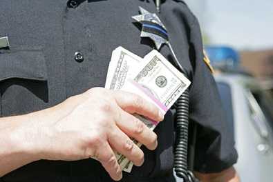 Corrupt police gun for hire executed Notorious BIG