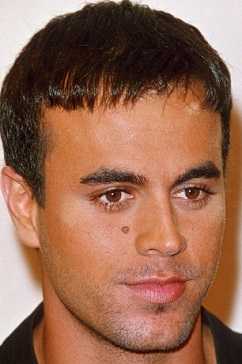 Enrique Iglesias mole was thought to be cancerous.