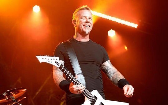 James Hetfield of Metallica suffered 3rd degree burns during Montreal concert