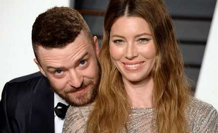Jessica Biel says Justin Timberlake is a bad role model for his kids.
