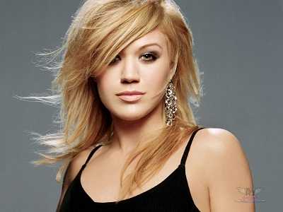 Kelly Clarkson cute