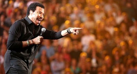 Lionel Richie almost lost his voice