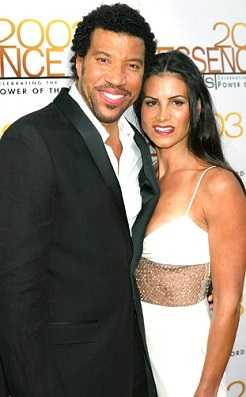 Lionel Richie cheated on Brenda Harvey with Diane Alexander