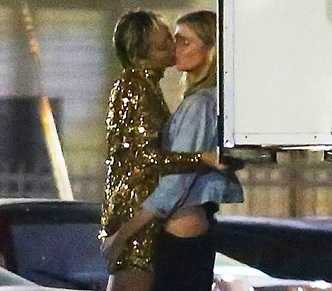 Pan sexual Miley Cyrus had lesbian sex with Stella Maxwell