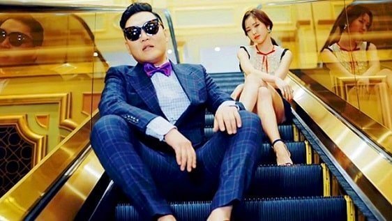 PSY Gangnam Style sexy backdrop female singer