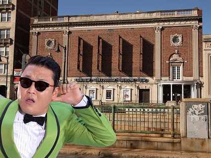 PSY dropped out  of college twice