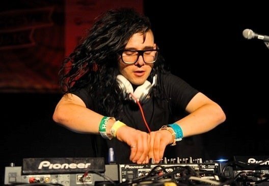 Live performance of Skrillex