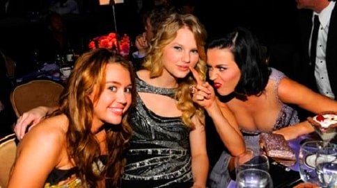 Taylor Swift and Katy Perry are not very close