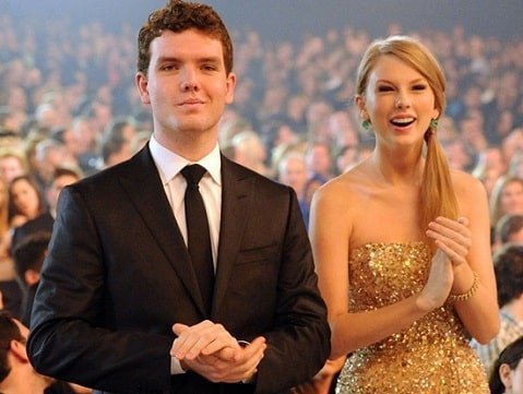 Taylor Swift with young Austin Swift at Grammys