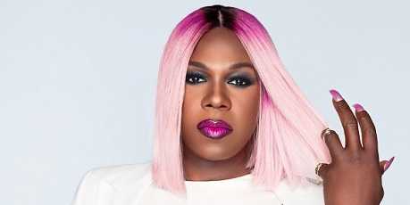 Big Freedia came out as lesbian on her live TV show.