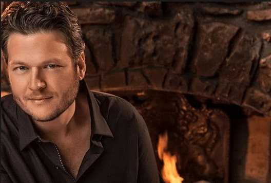 Sexy pics of Blake Shelton