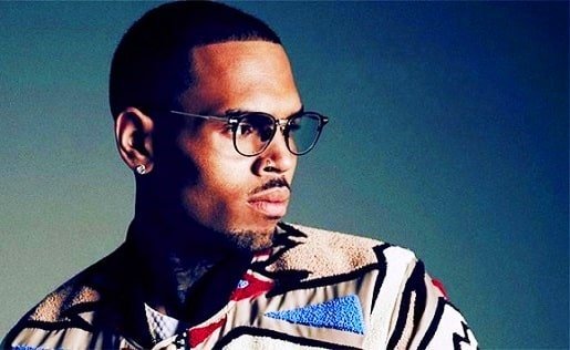 Chris Brown hacked a fans mobile