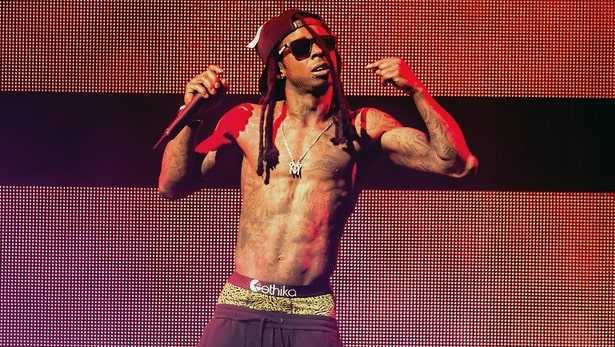 Sexy pics of Lil Wayne