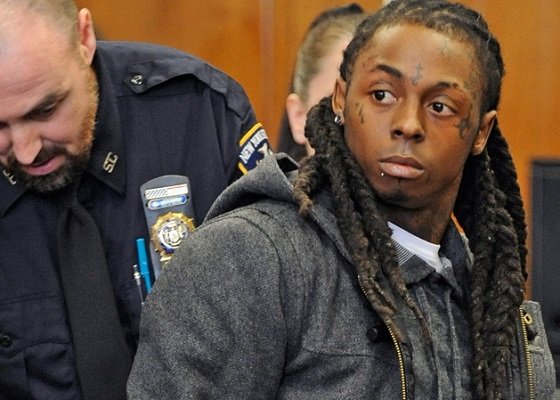 lil wayne was arrested for drug possession