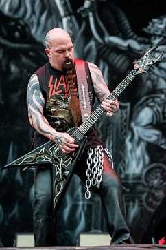 Kerry King's whole body is covered with satanic tattoos