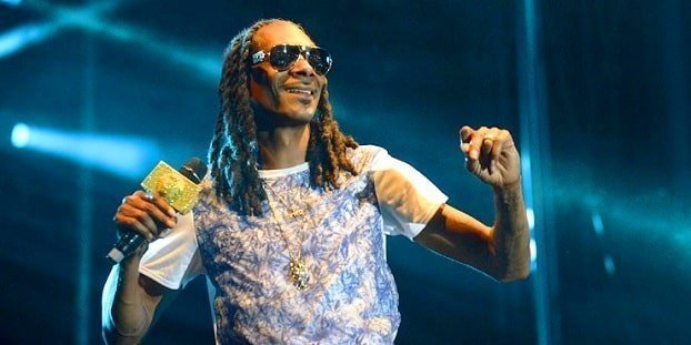 Live performance of Snoop Dogg