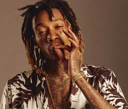 Wiz Khalifa smoking pot