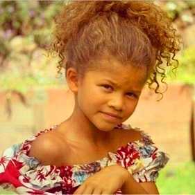 Zendaya school pics
